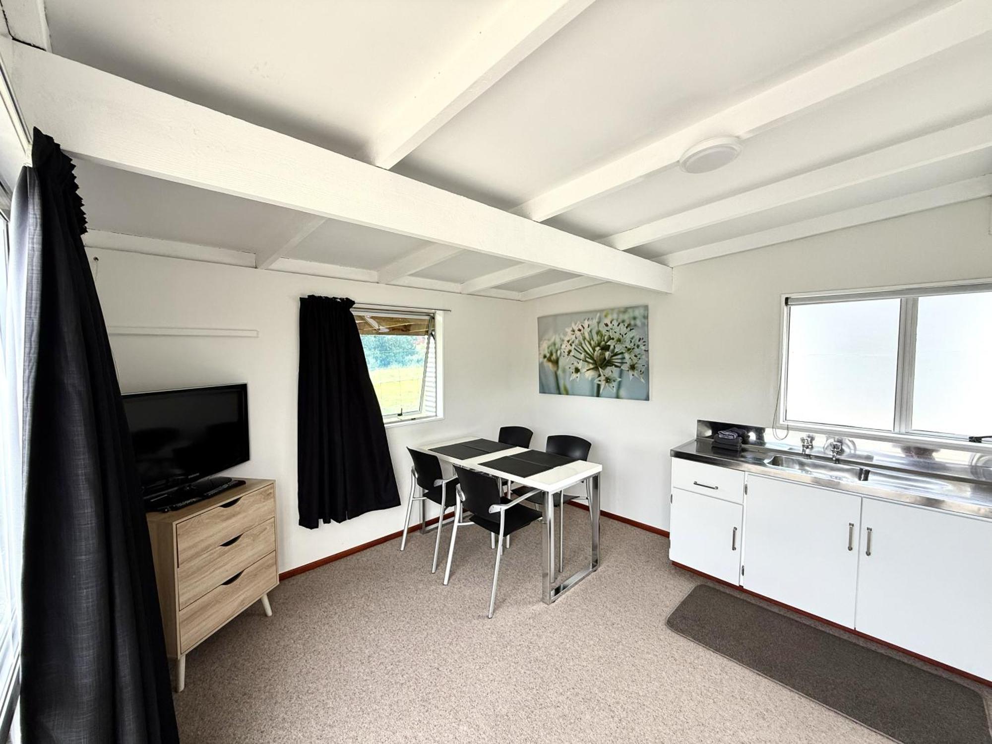 Picton'S Waikawa Bay Holiday Park Екстер'єр фото