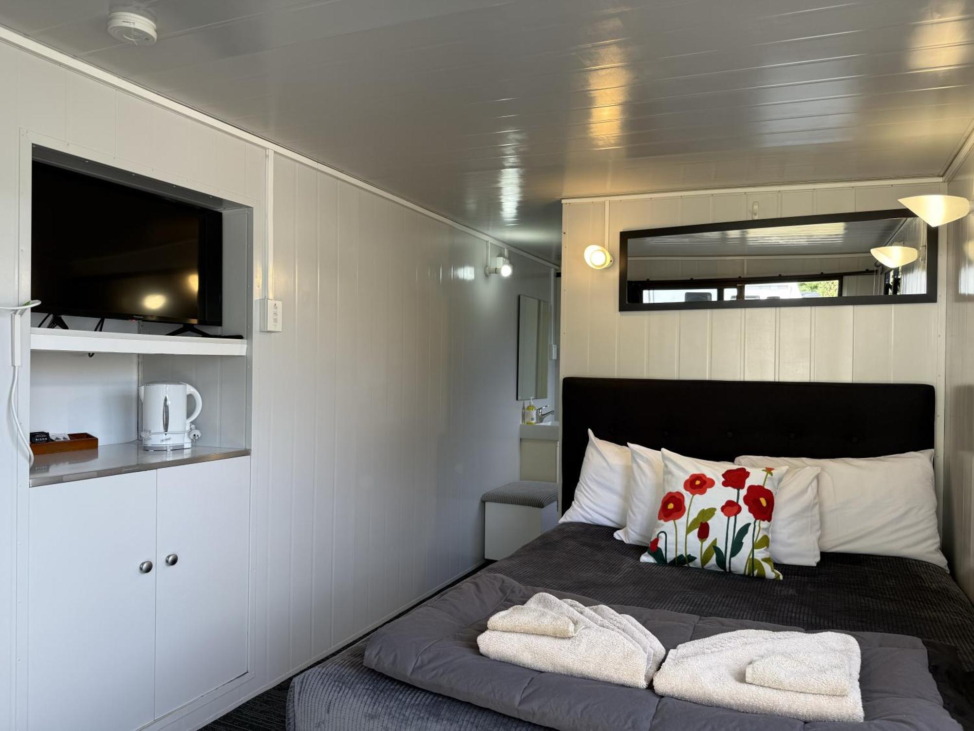 Picton'S Waikawa Bay Holiday Park Екстер'єр фото