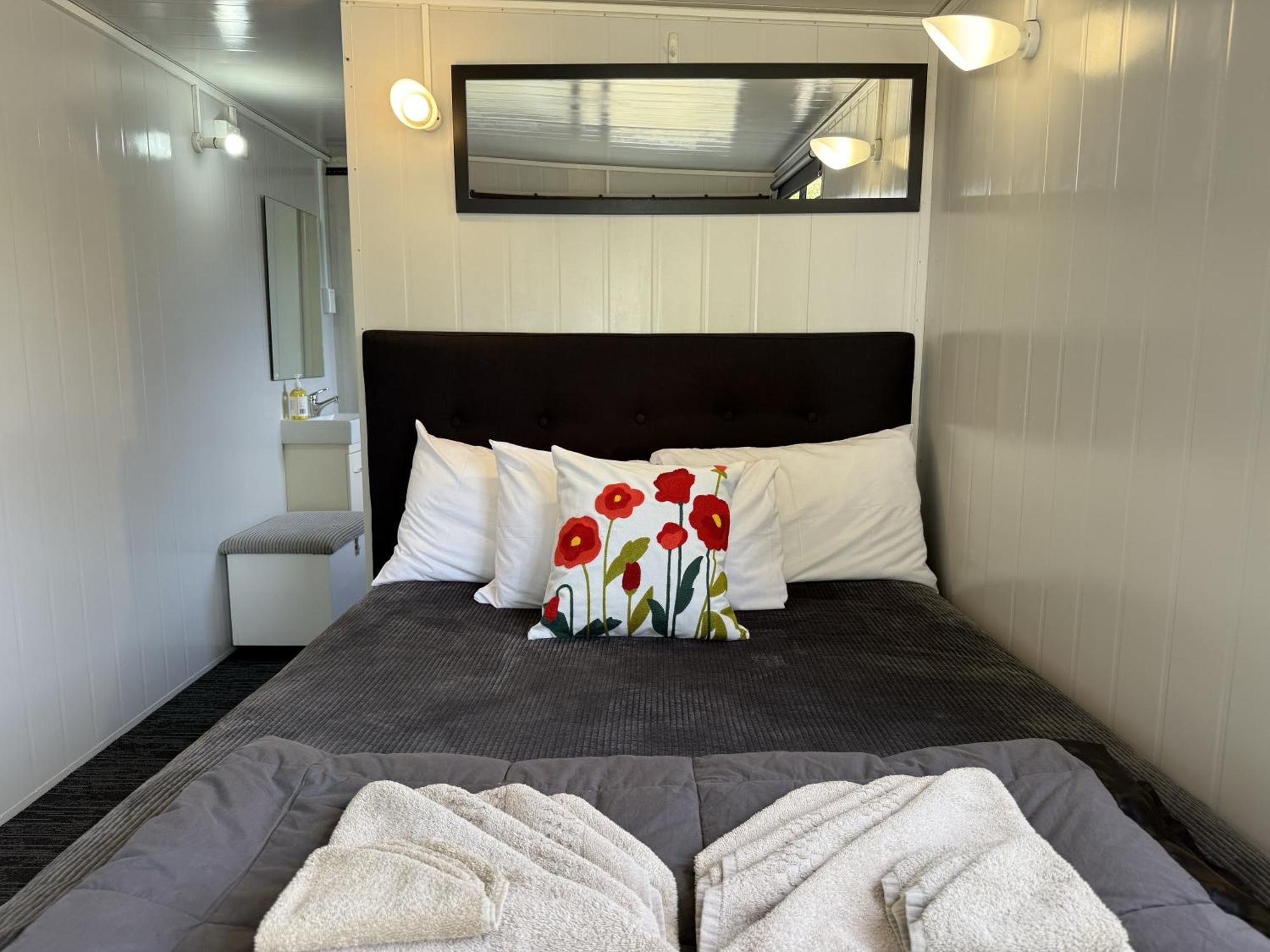 Picton'S Waikawa Bay Holiday Park Екстер'єр фото